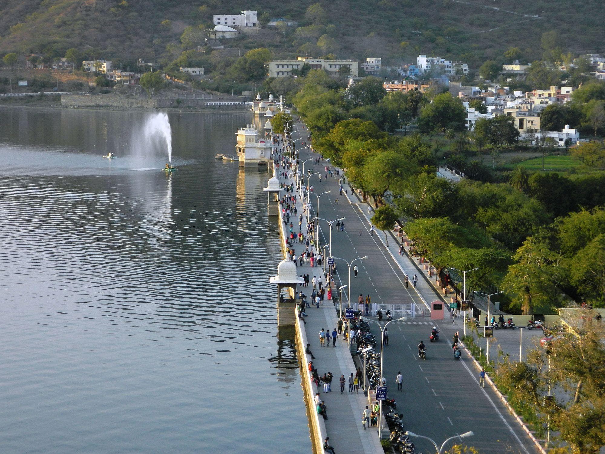 Udaipur City Palace and Lake Pichola