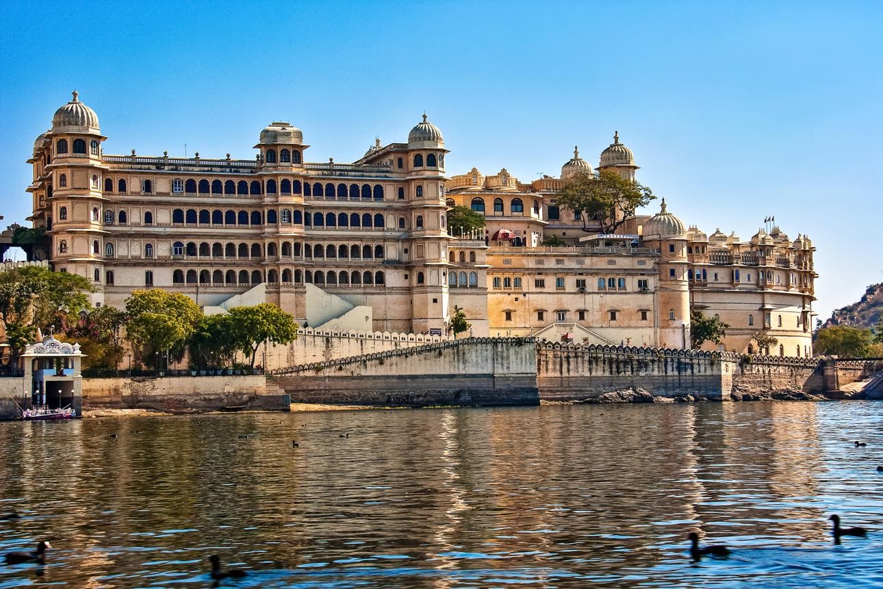 Udaipur 2 Days Sightseeing Tour Image 6